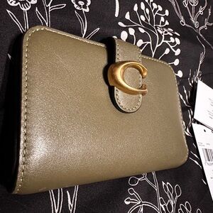 Coach Olive Tabby Wallet with Brass Clasp